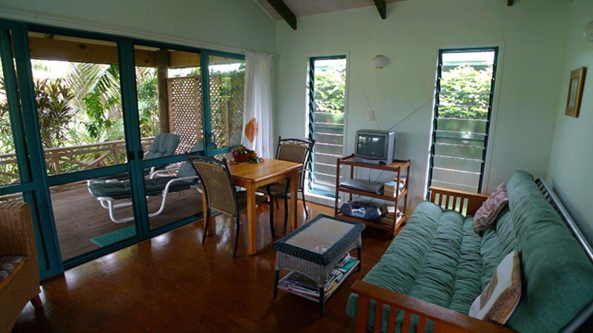 Aroa Kainga Bungalows And Apartment Rarotonga Exterior photo