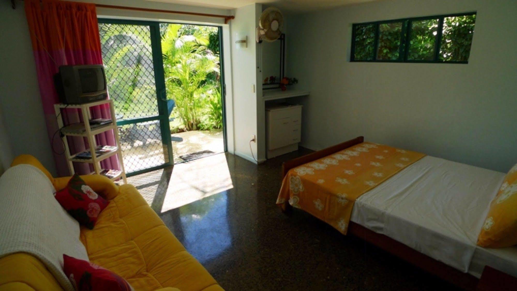 Aroa Kainga Bungalows And Apartment Rarotonga Exterior photo